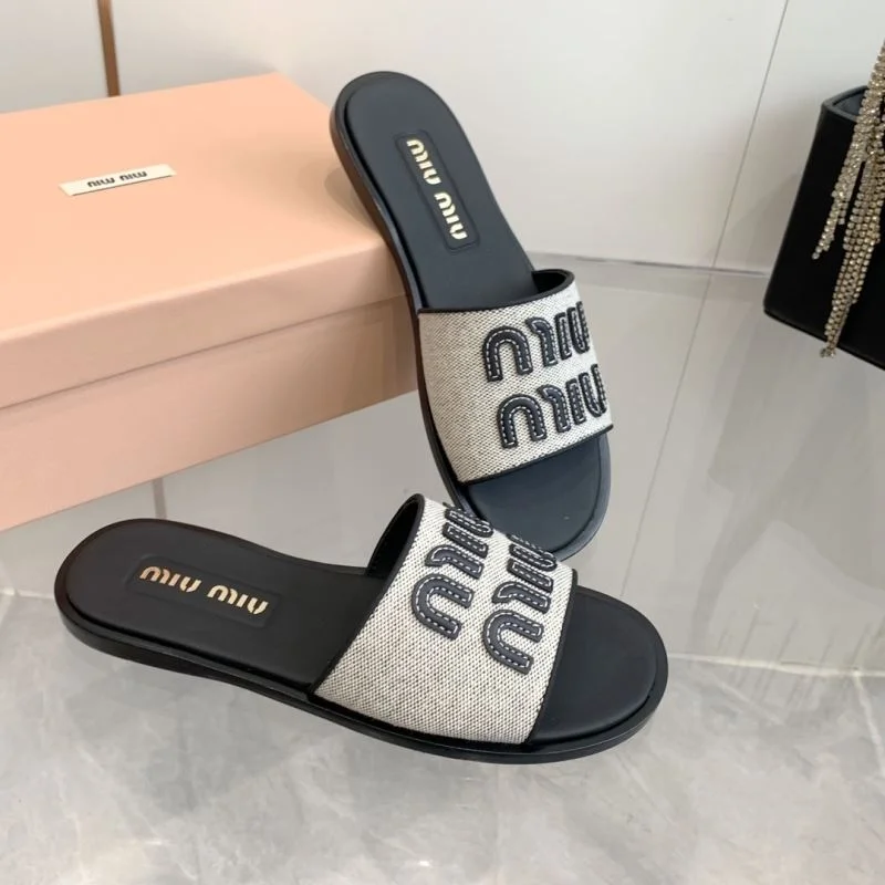 UrbanStyle Miu Miu Sandals 9526