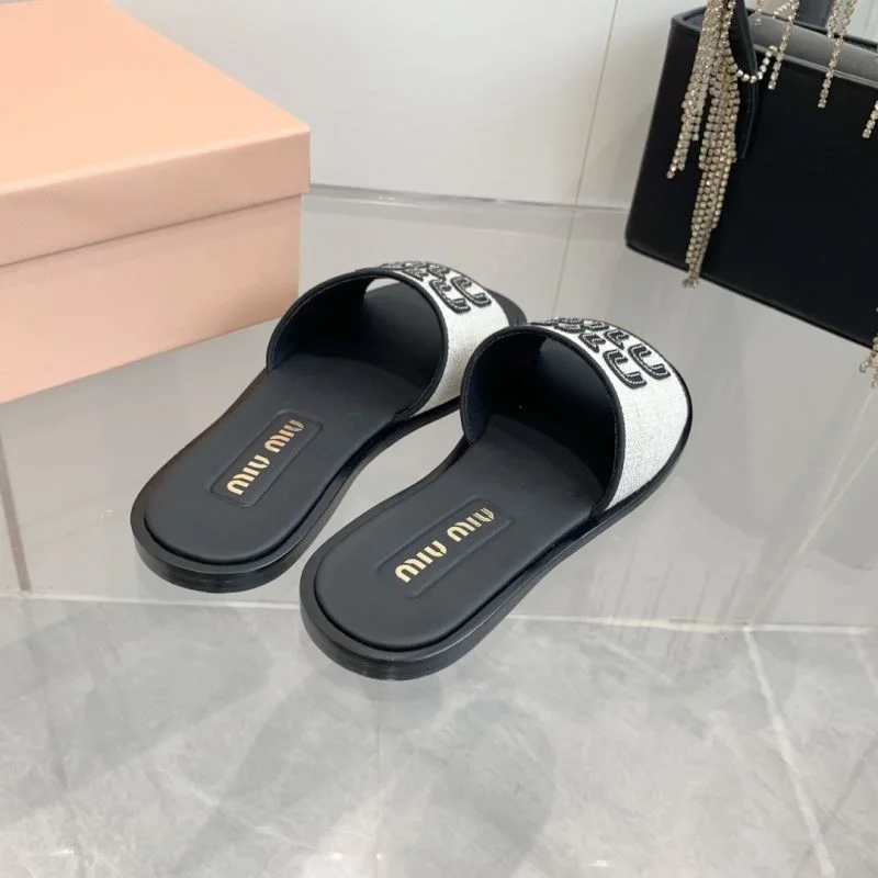 UrbanStyle Miu Miu Sandals 9526