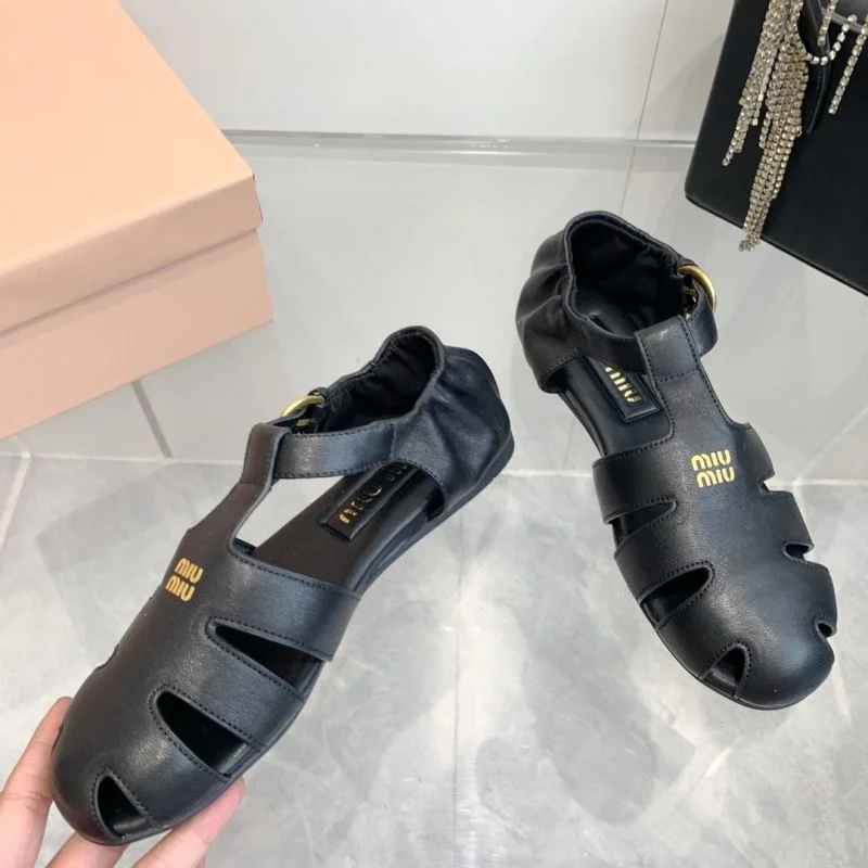 Miu Miu Sandals Comfortable 9532