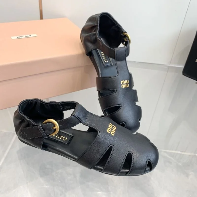 Miu Miu Sandals Comfortable 9532