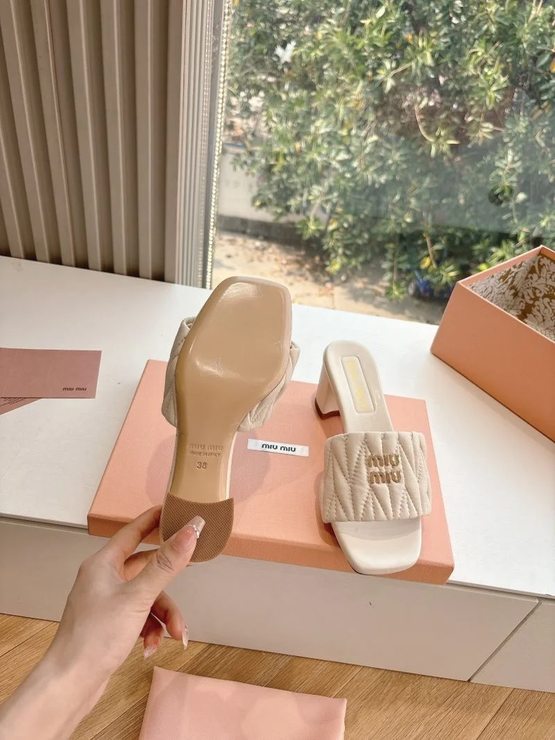 Miu Miu Sandals RelaxedFit 9533