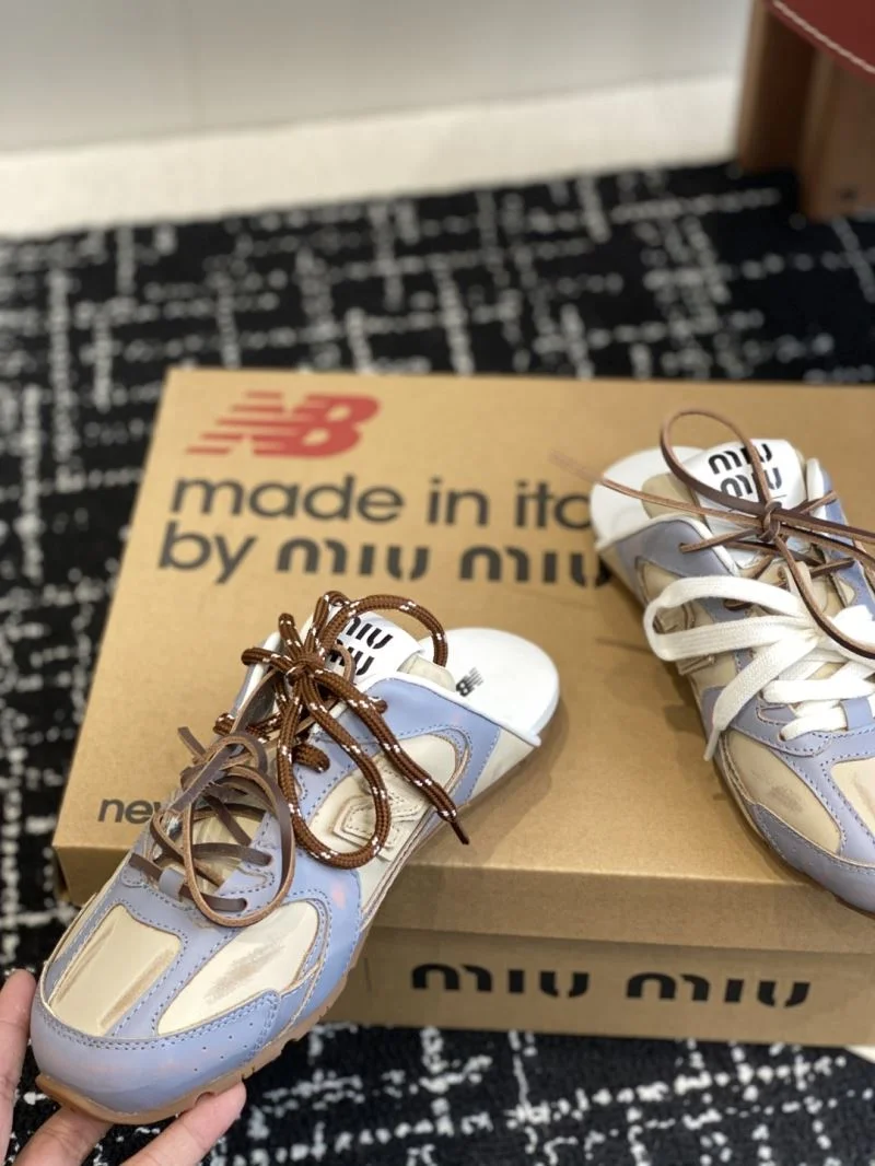 Miu Miu Sandals Elegant 9510