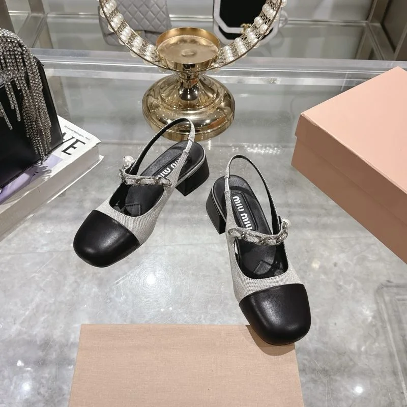 Vibrant Miu Miu Sandals 9516