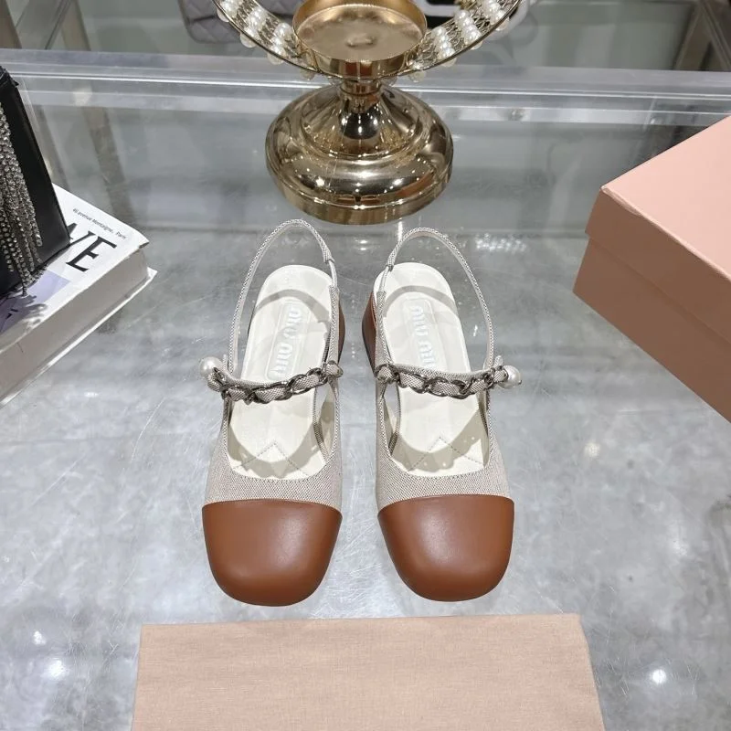 Miu Miu Sandals WellDesigned 9564