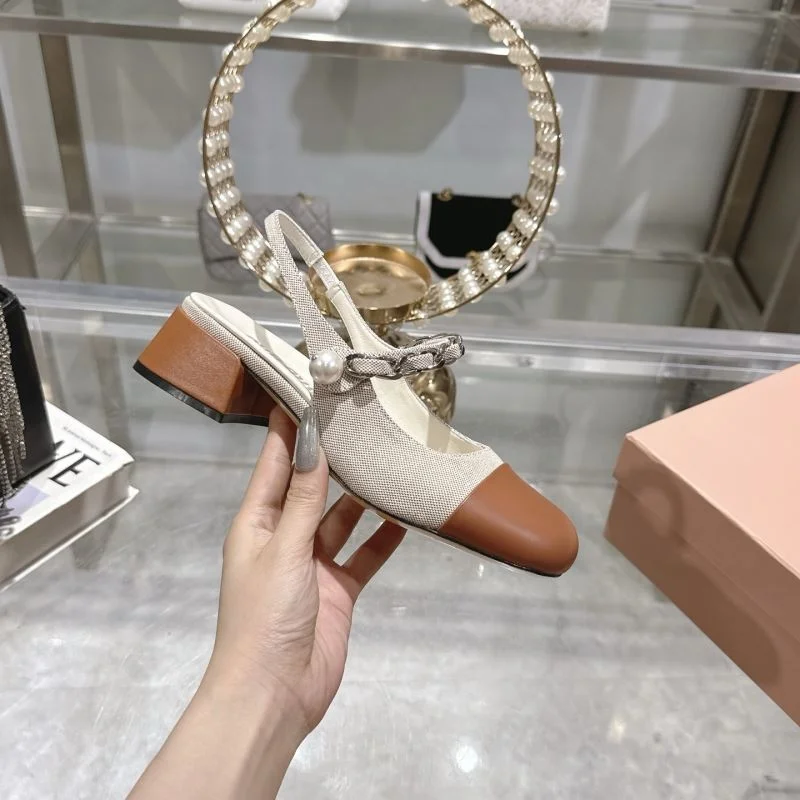 Miu Miu Sandals WellDesigned 9564