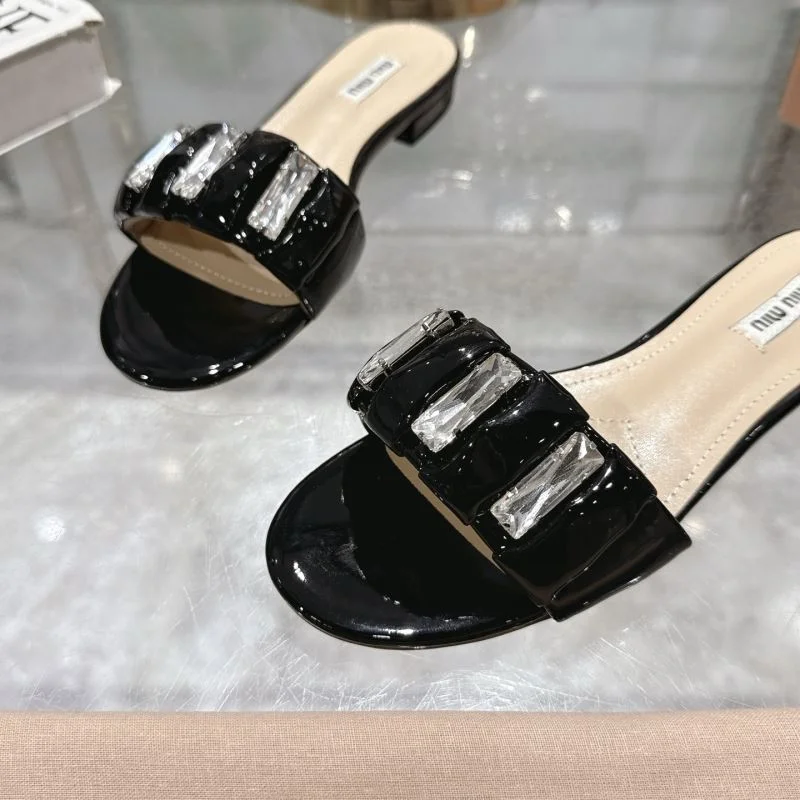 Modern Miu Miu Sandals 9575