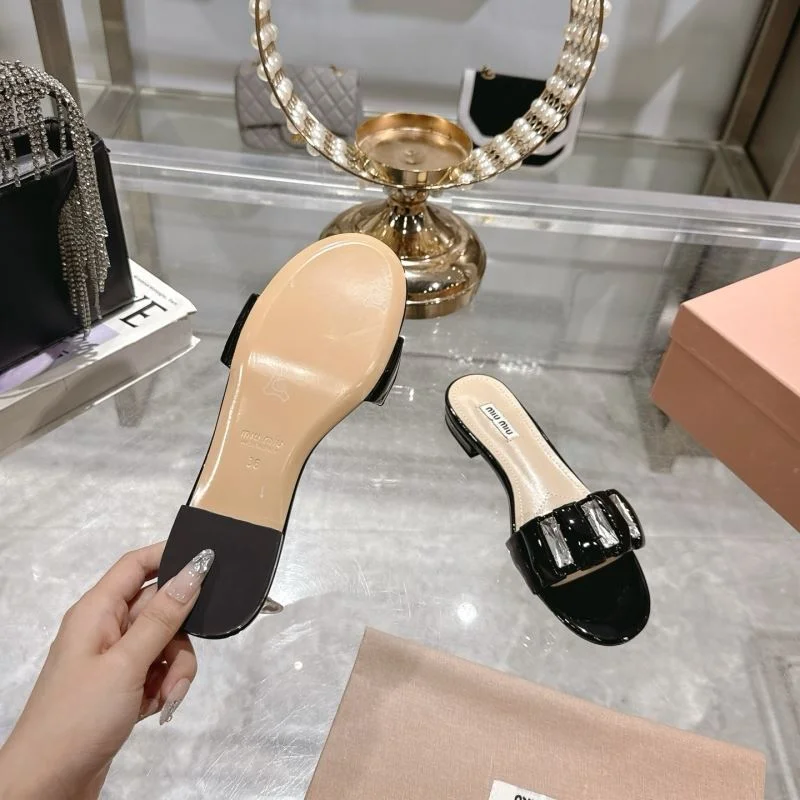 Modern Miu Miu Sandals 9575