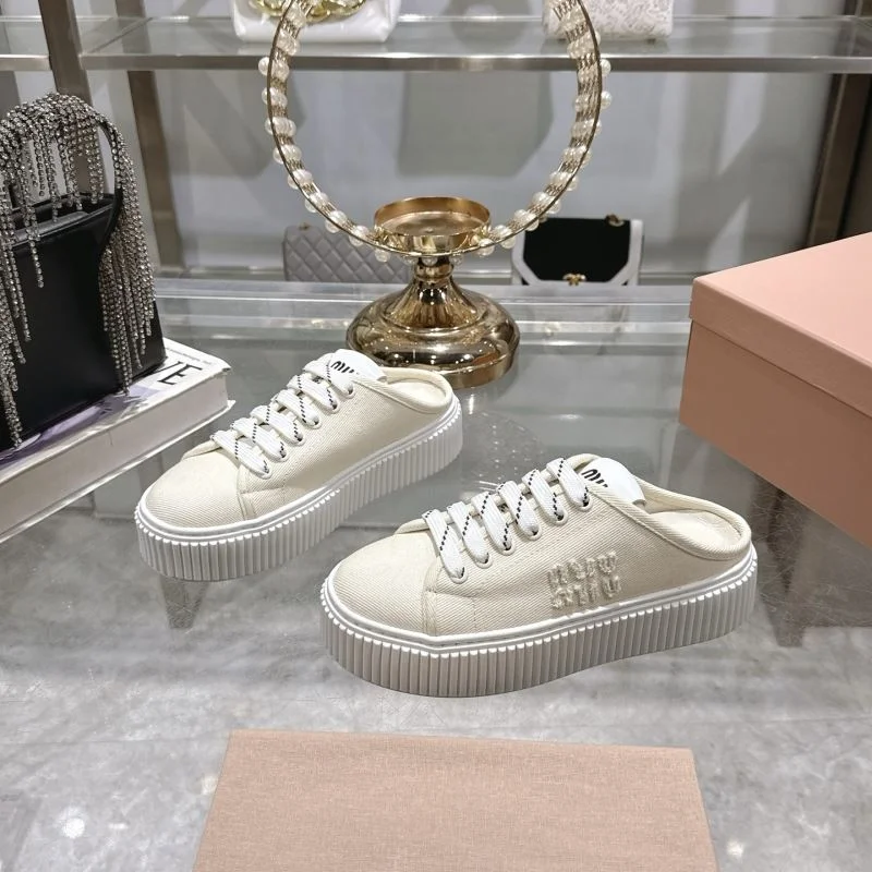 Cozy Miu Miu Sandals 9506