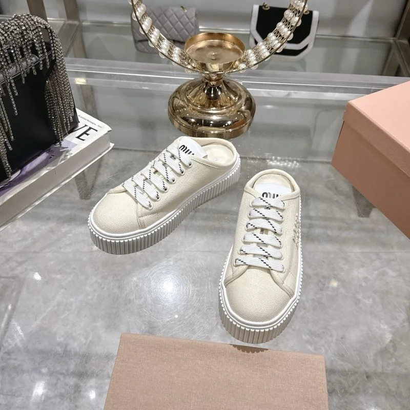 Cozy Miu Miu Sandals 9506