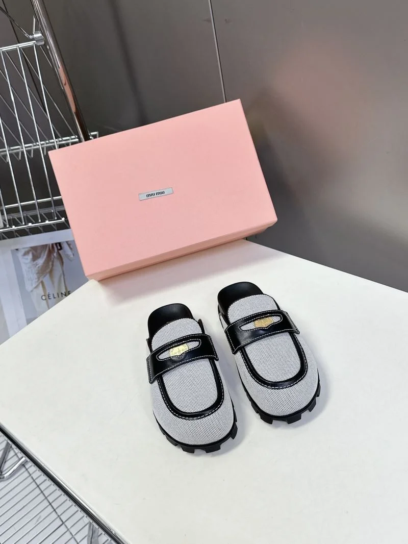 Chic Miu Miu Sandals 9508