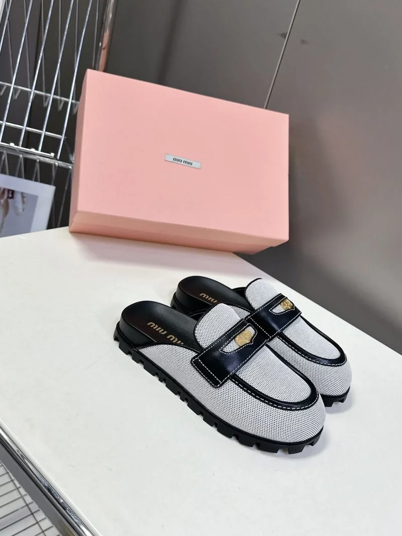 Chic Miu Miu Sandals 9508