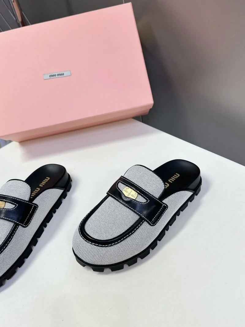 Chic Miu Miu Sandals 9508