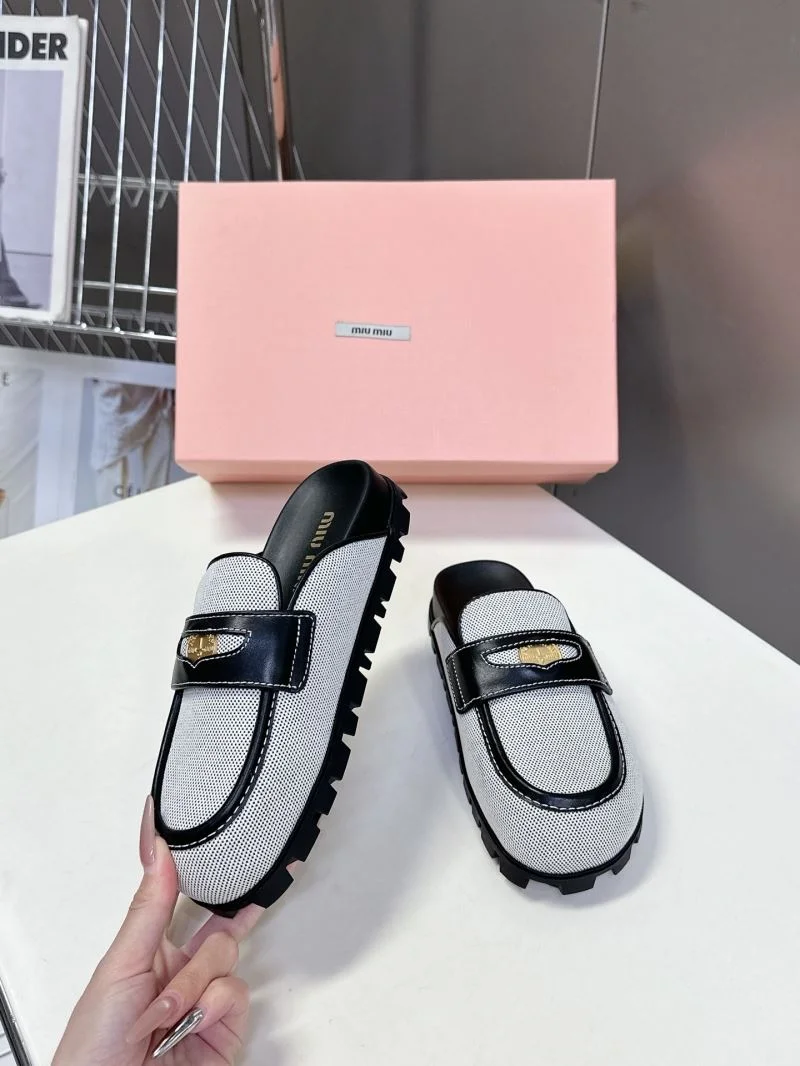 Chic Miu Miu Sandals 9508