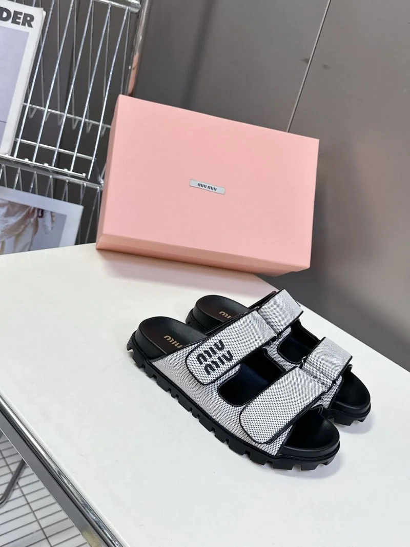 Miu Miu Sandals Unisex 9495