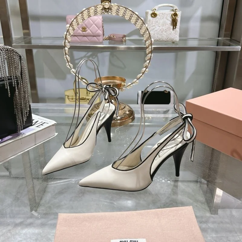 Miu Miu Sandals UrbanStyle 9524