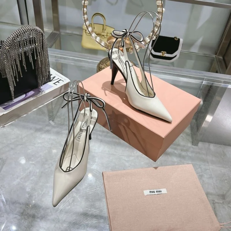 Miu Miu Sandals UrbanStyle 9524