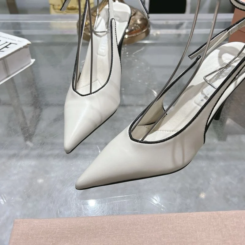 Miu Miu Sandals UrbanStyle 9524