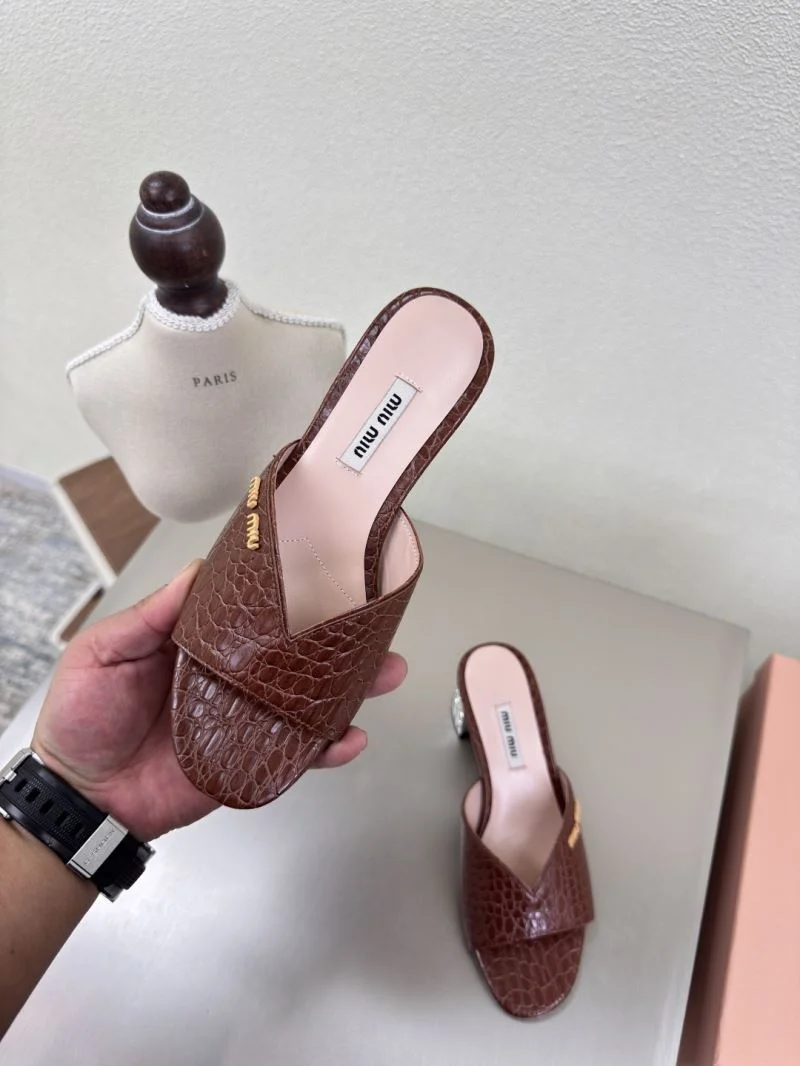 Trendsetting Miu Miu Sandals 9541