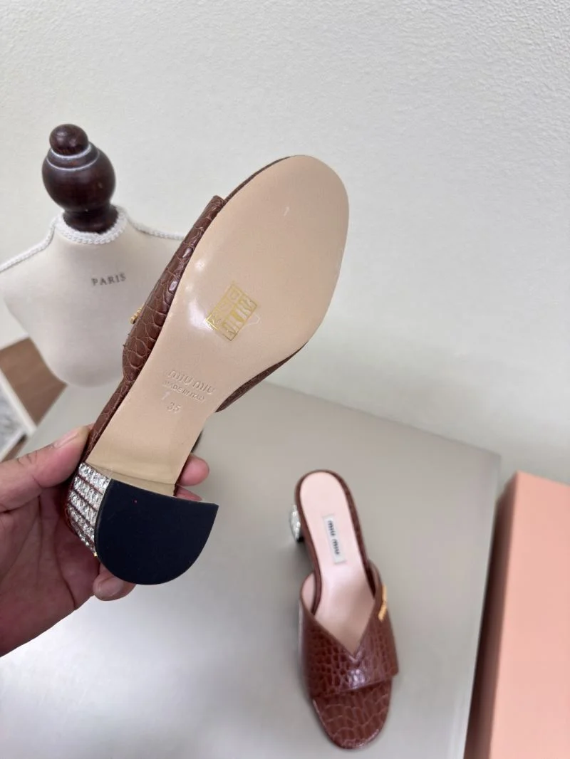 Trendsetting Miu Miu Sandals 9541