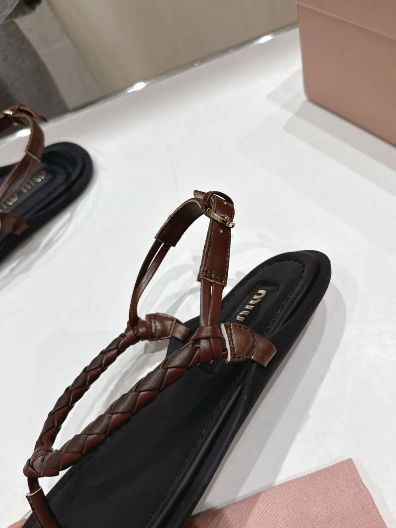 Miu Miu Sandals Trendy 9511