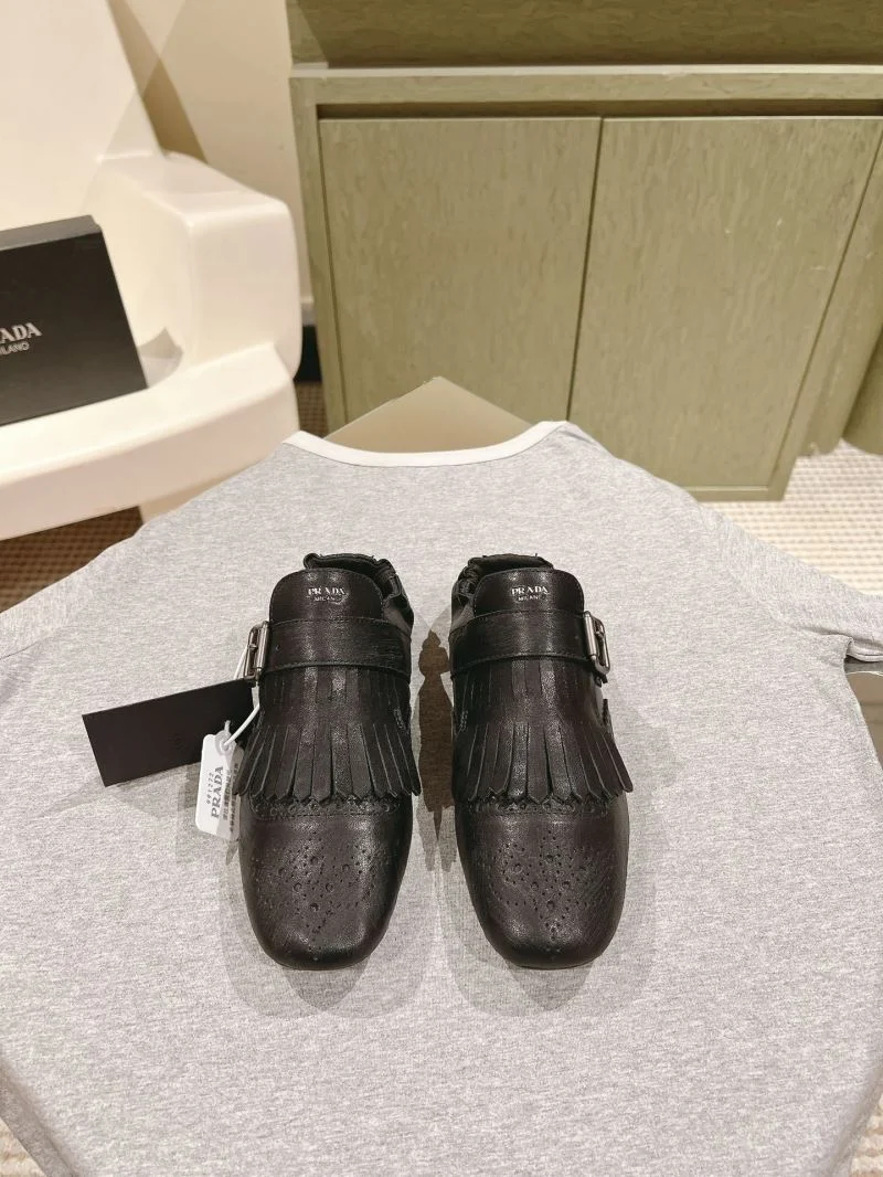 MoistureWicking Miu Miu Sandals 15511