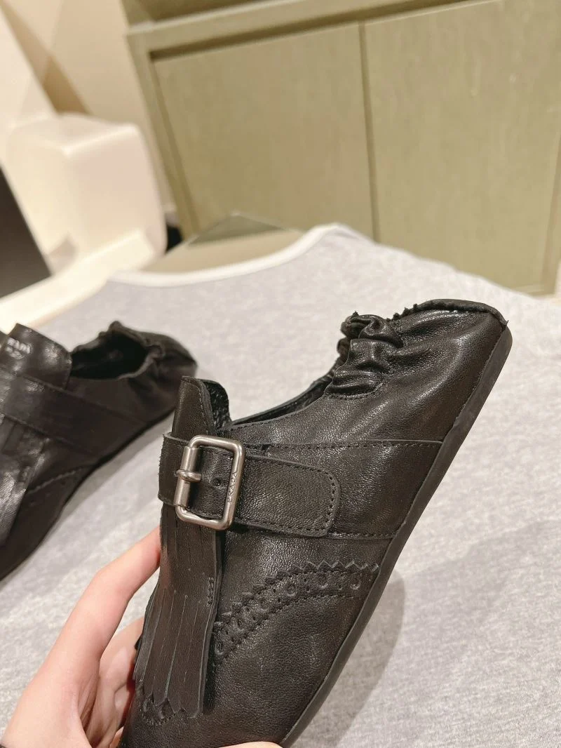 MoistureWicking Miu Miu Sandals 15511