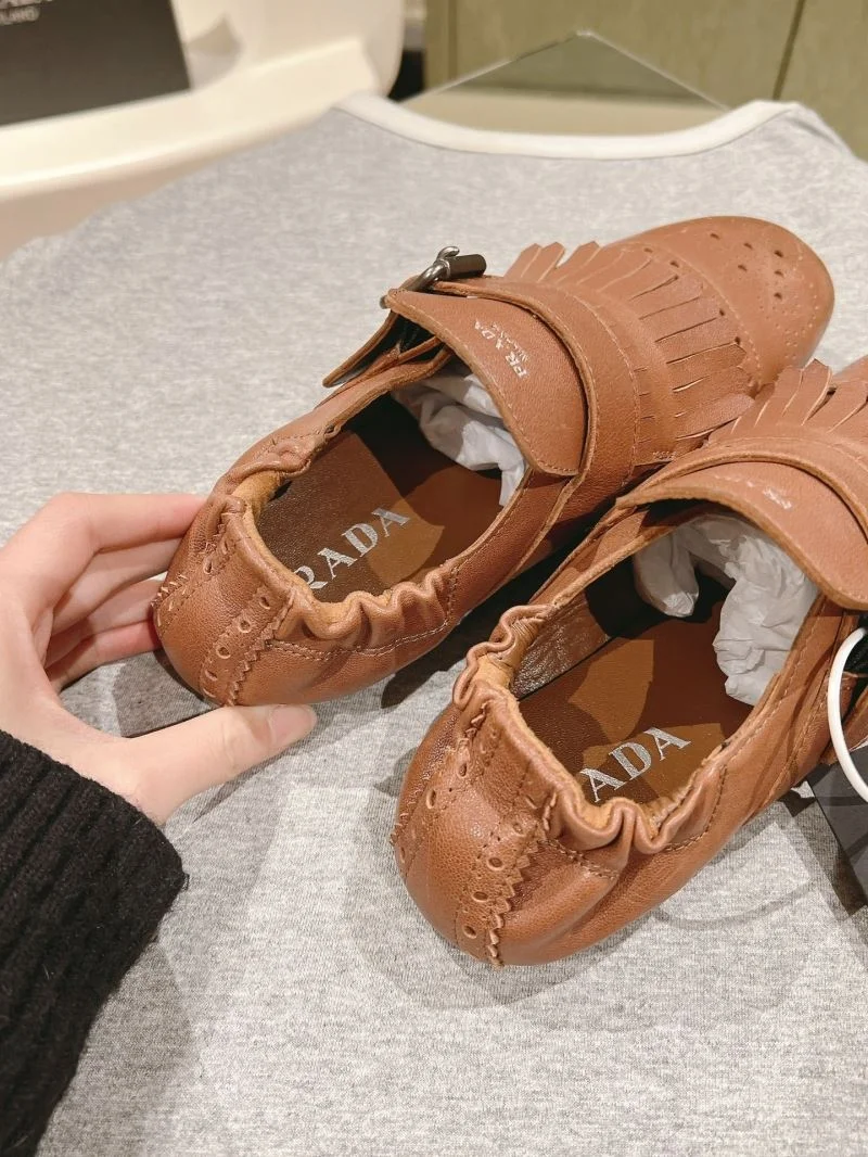Miu Miu Sandals Minimalist 15482