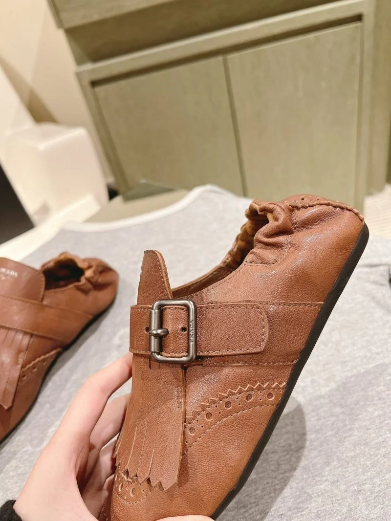 Miu Miu Sandals Minimalist 15482