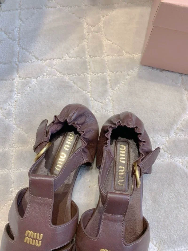Miu Miu Sandals Vibrant 15483