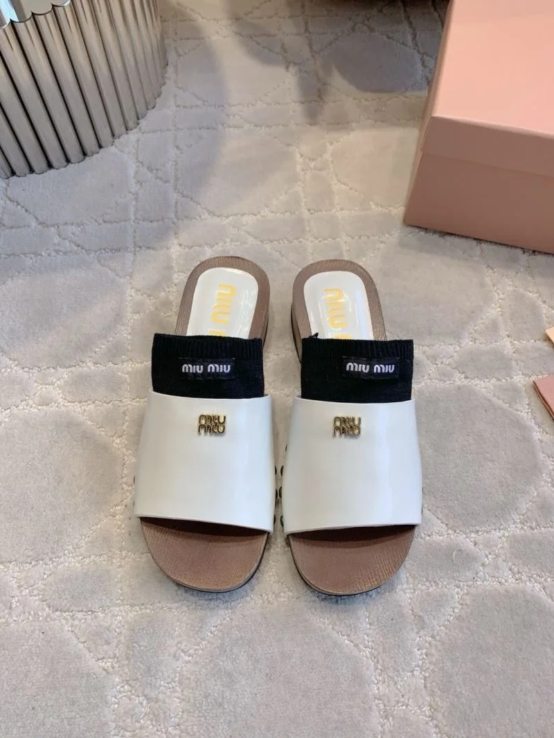 Trendy Miu Miu Sandals 15476