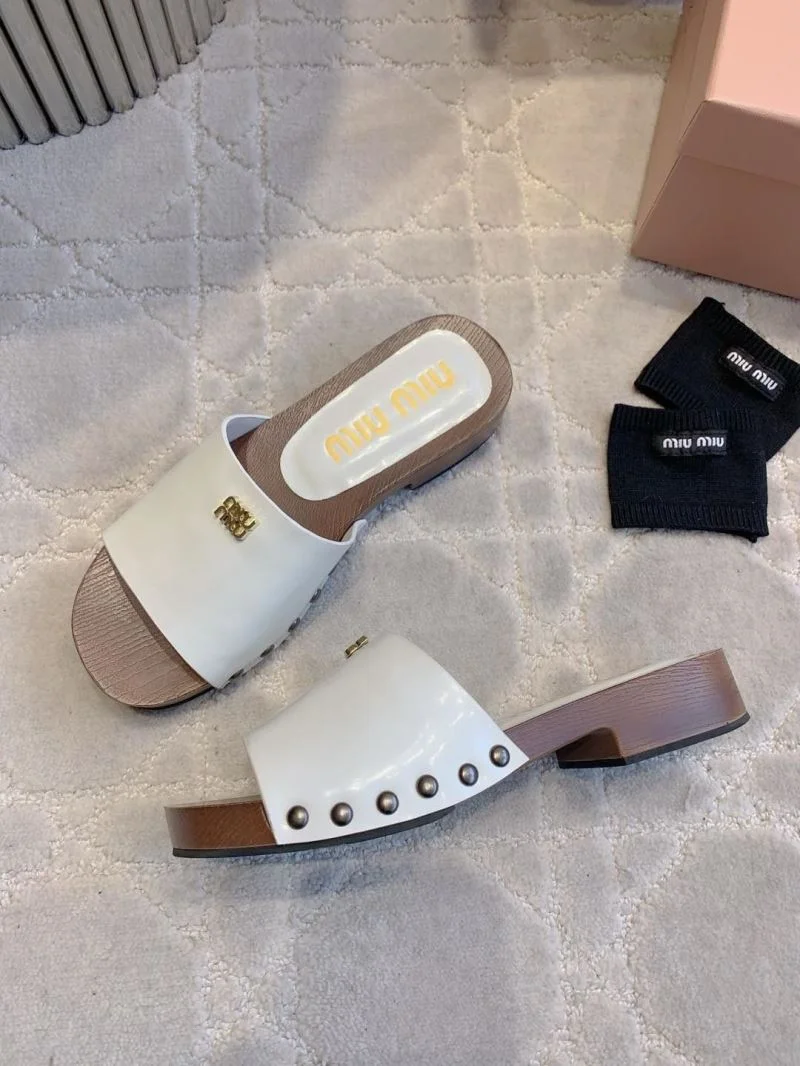Trendy Miu Miu Sandals 15476