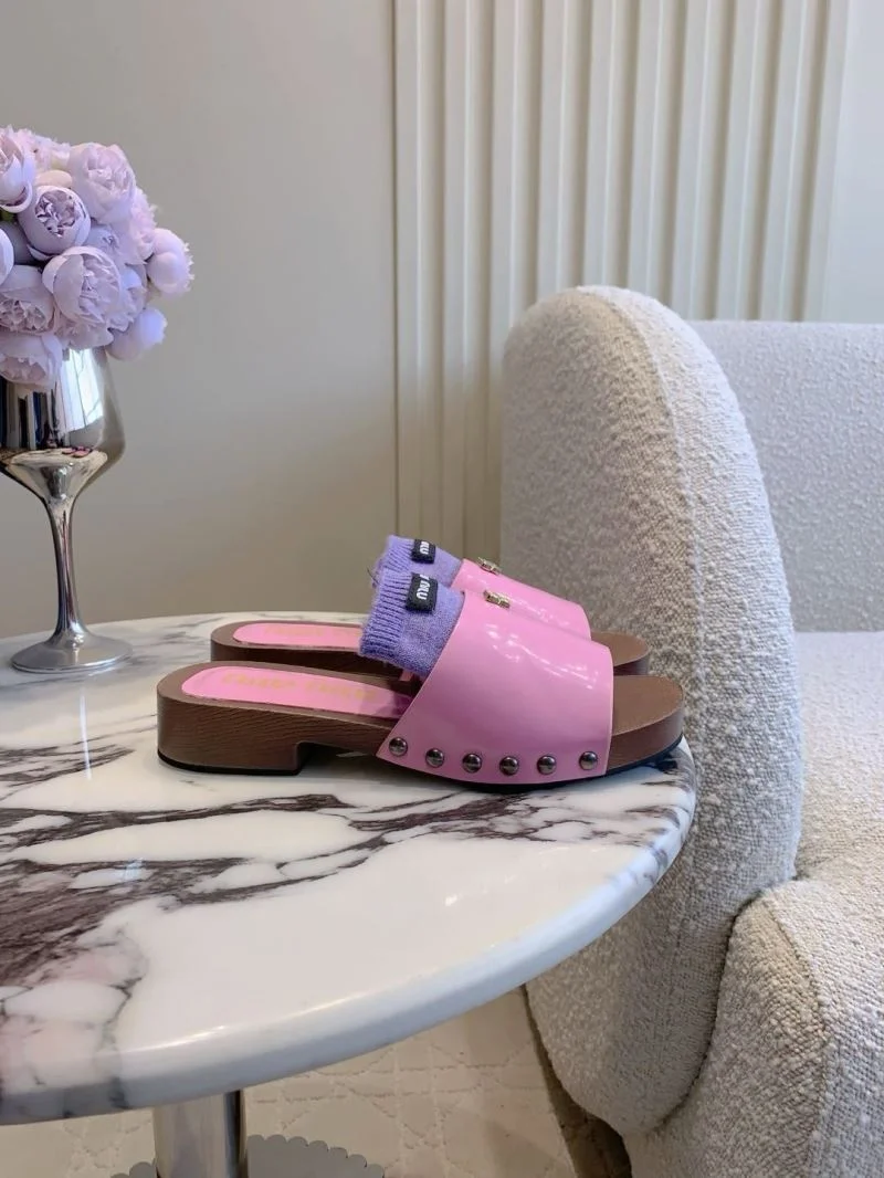 RelaxedFit Miu Miu Sandals 15489