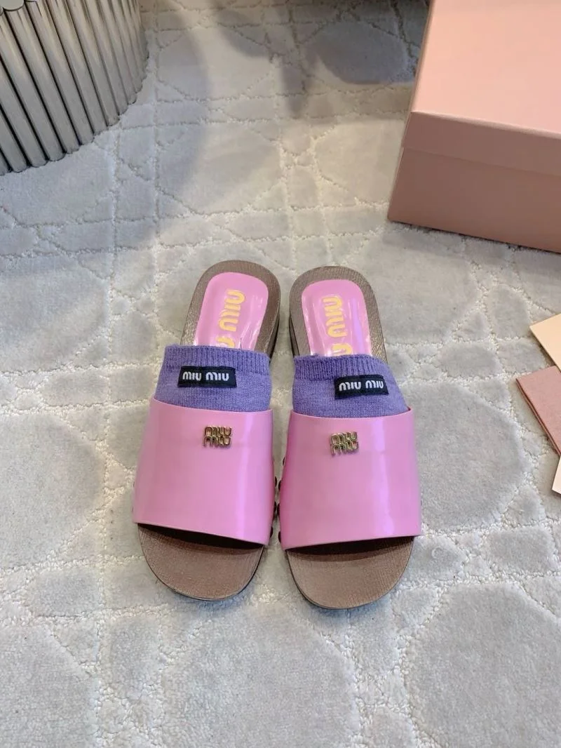 RelaxedFit Miu Miu Sandals 15489