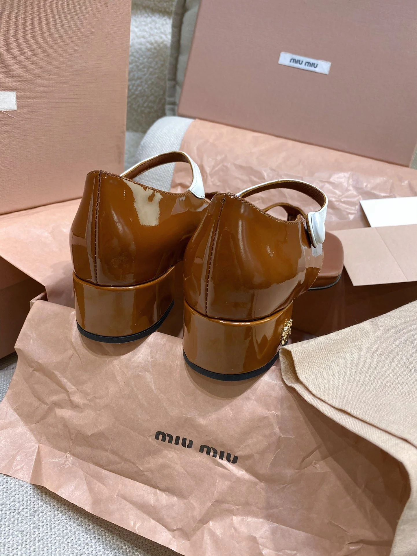Miu Miu Sandals AllSeason 6168