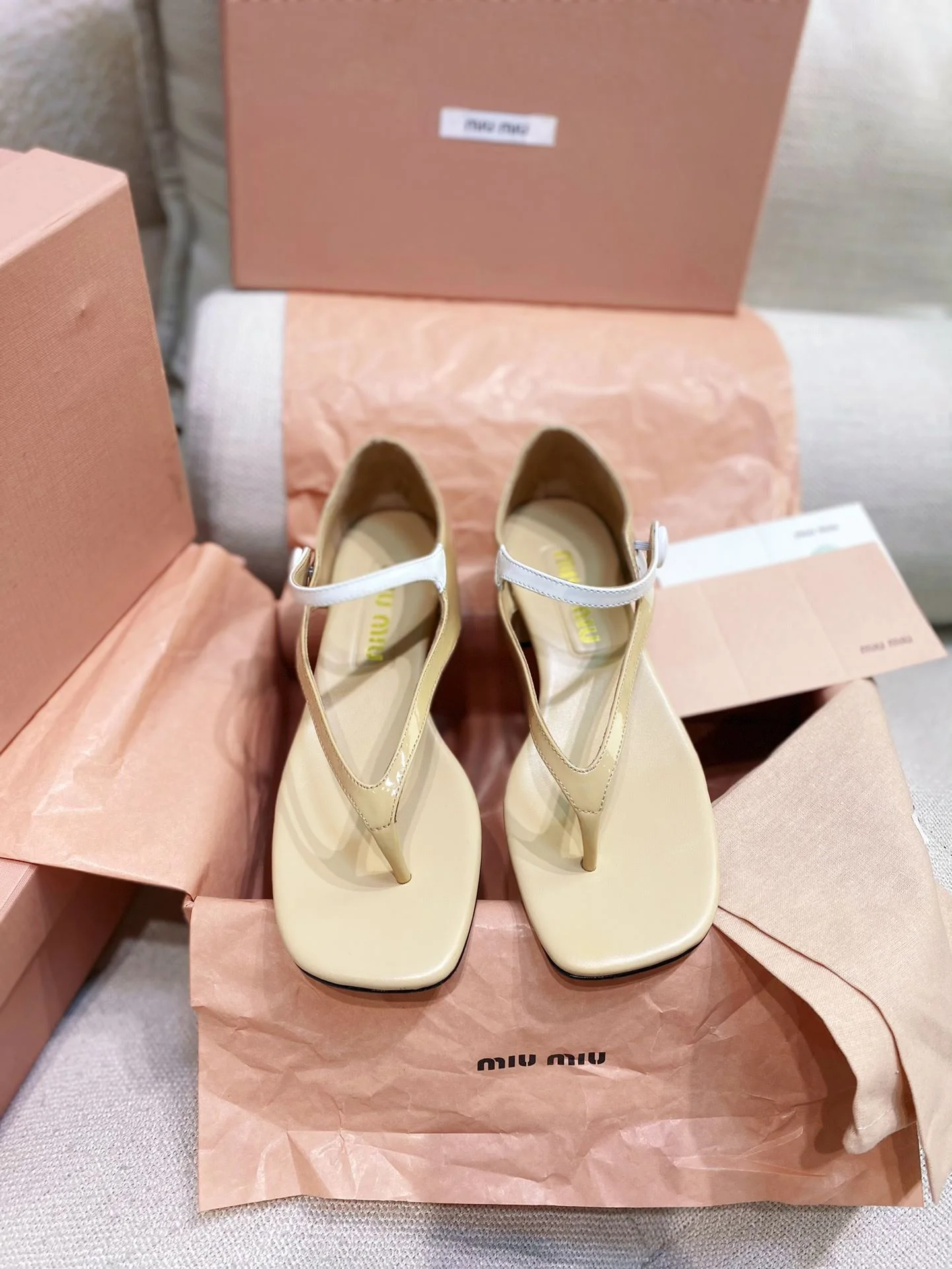Miu Miu Sandals Packable 6135