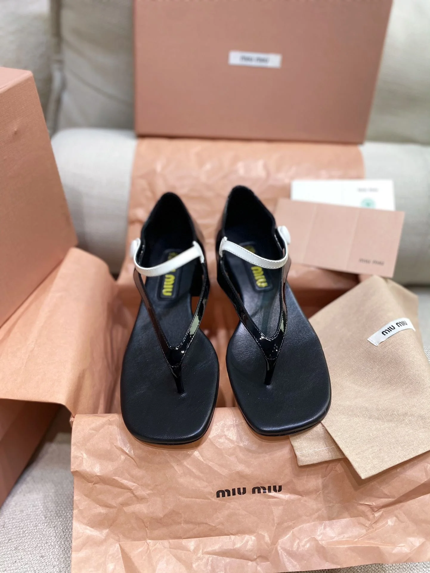 Miu Miu Sandals TimelessDesign 6132