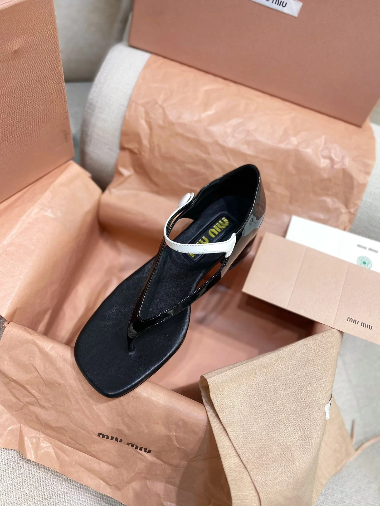 Miu Miu Sandals TimelessDesign 6132