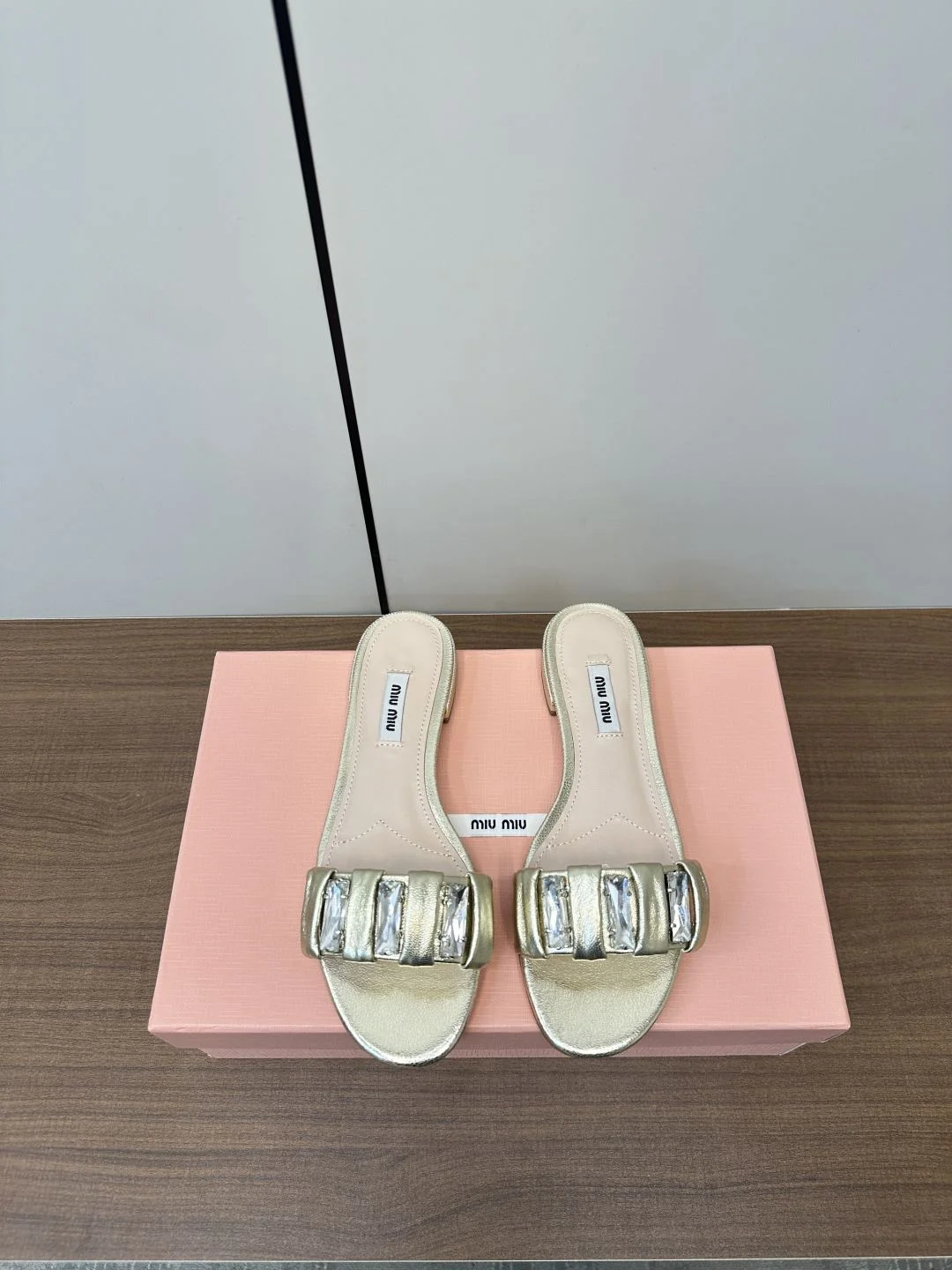 Miu Miu Sandals Attractive 6128