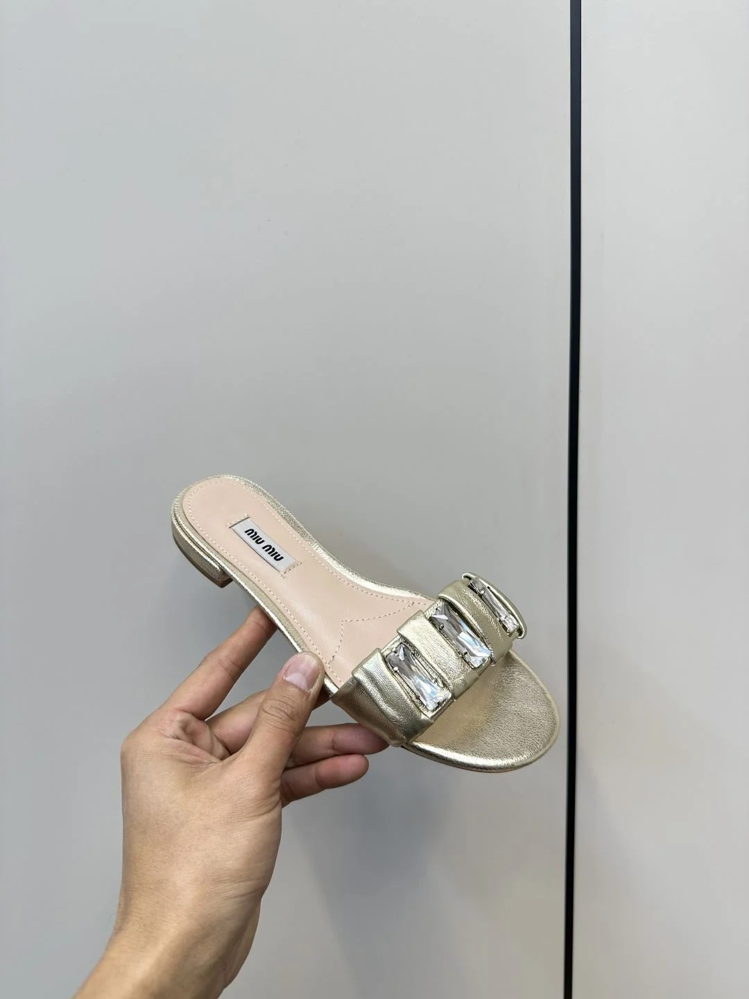 Miu Miu Sandals Attractive 6128