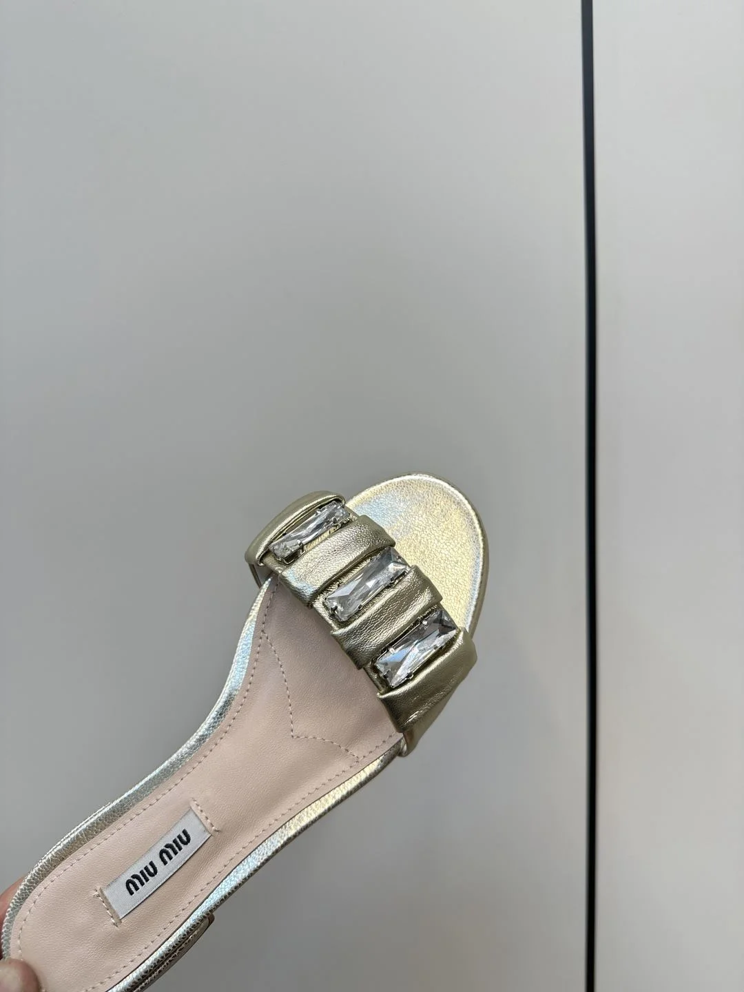 Miu Miu Sandals Attractive 6128