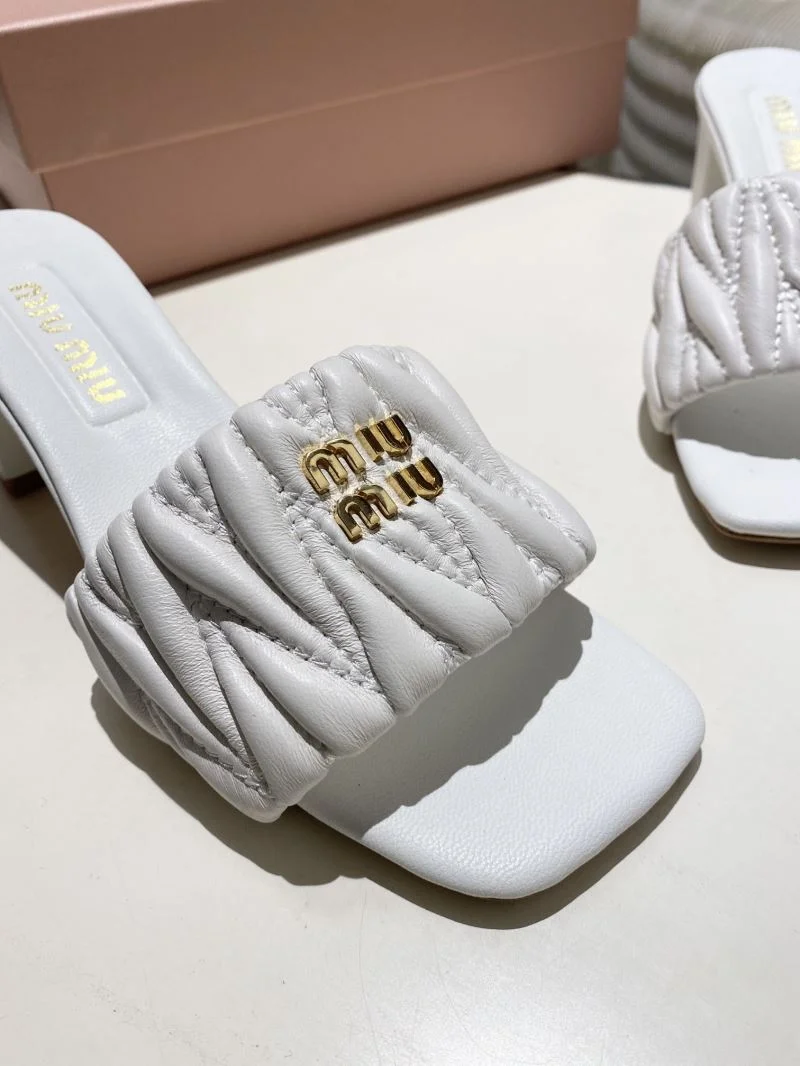 Miu Miu Sandals DailyWear 6131