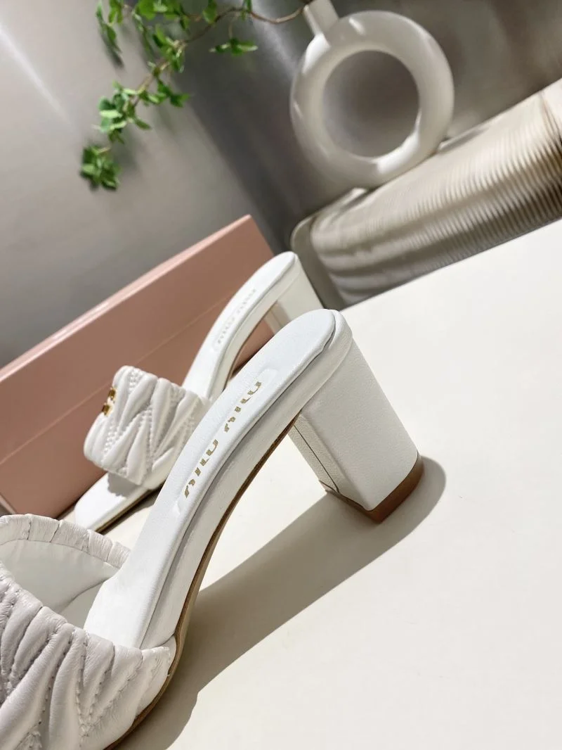 Miu Miu Sandals DailyWear 6131