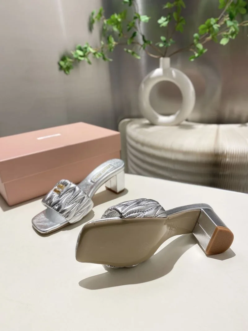 Miu Miu Sandals Contemporary 6172