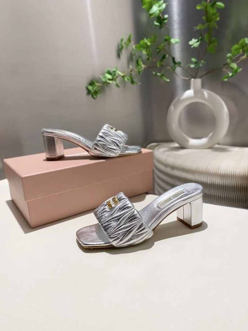 Miu Miu Sandals Contemporary 6172