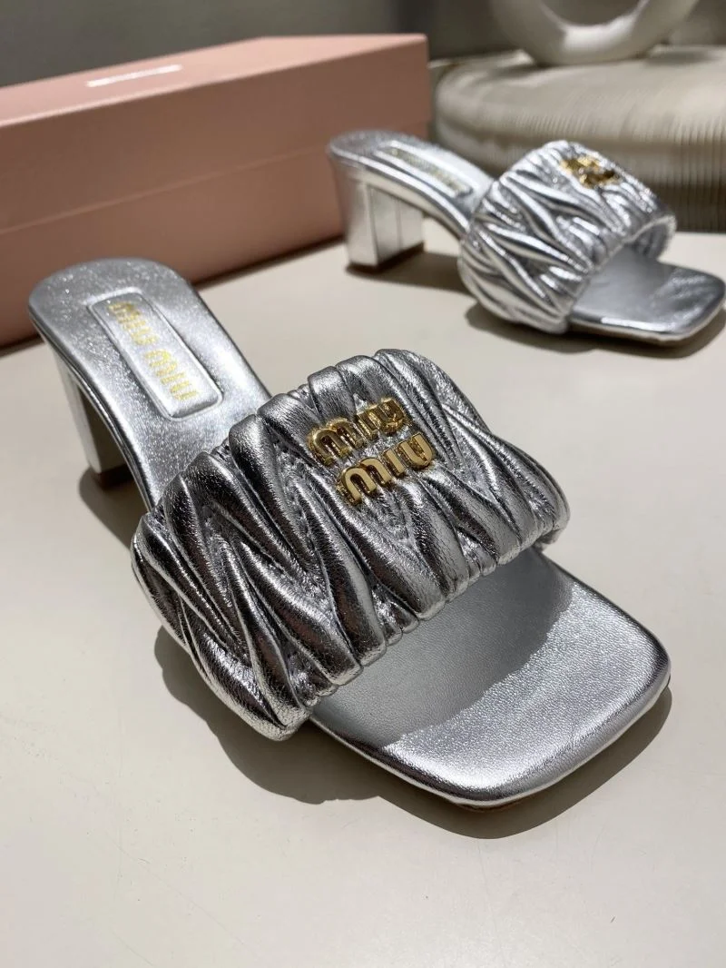 Miu Miu Sandals Contemporary 6172