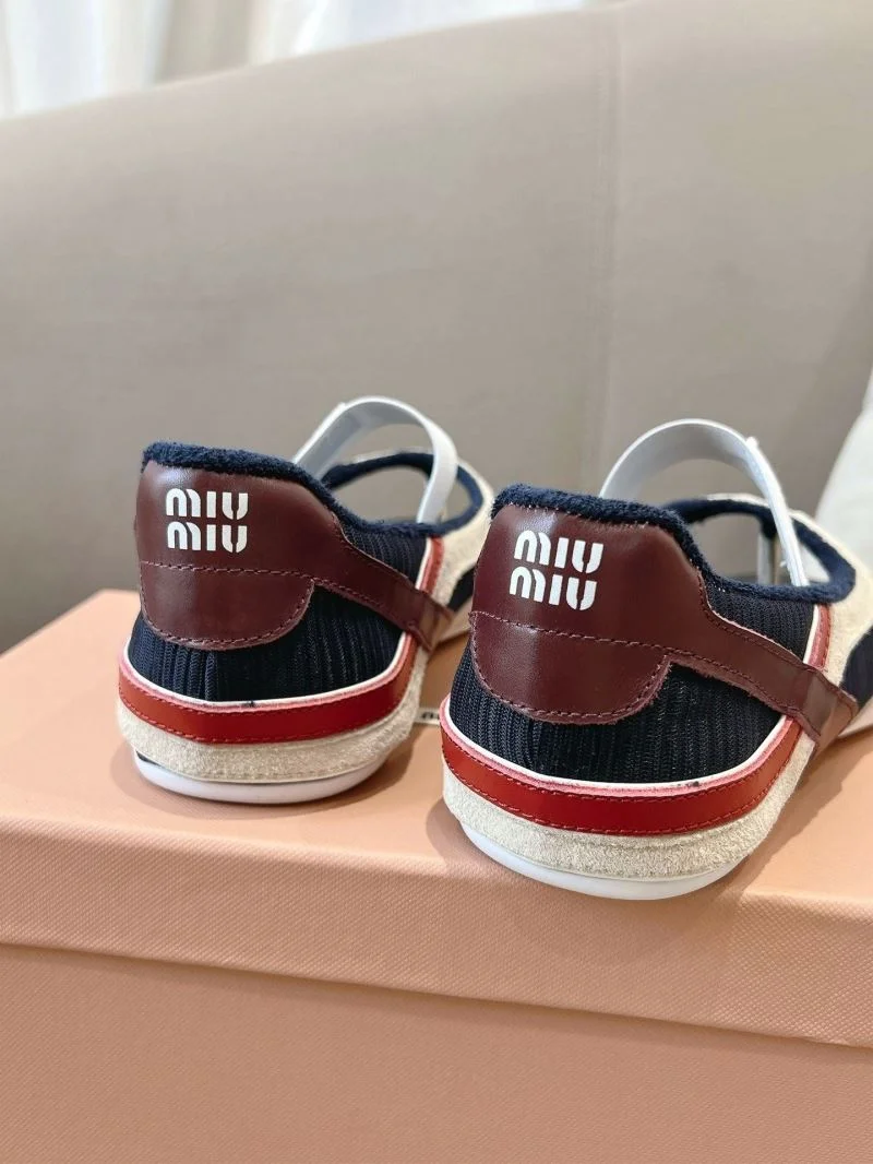 Miu Miu Sandals Durable 6214