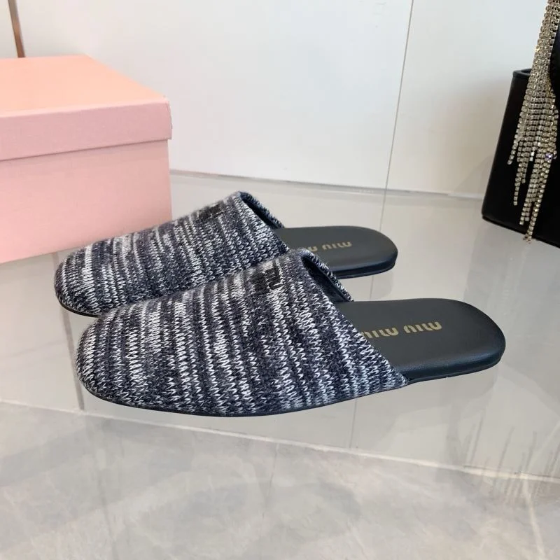 Miu Miu Sandals Breathable 6161
