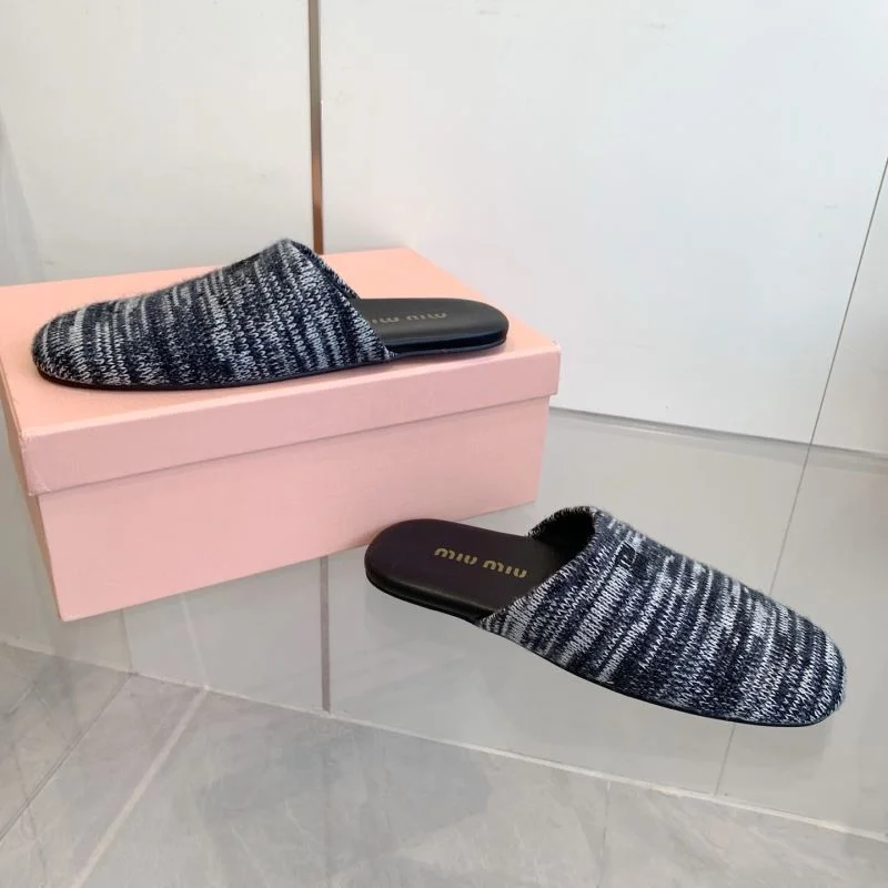 Miu Miu Sandals Breathable 6161
