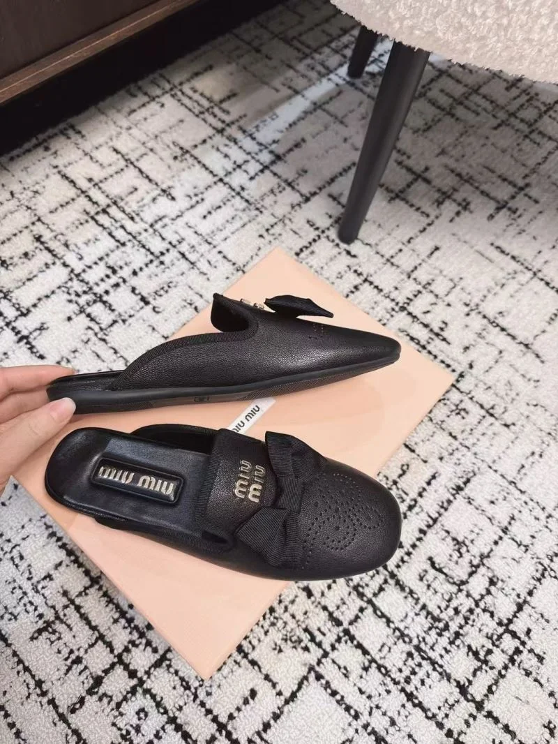 Attractive Miu Miu Sandals 6111