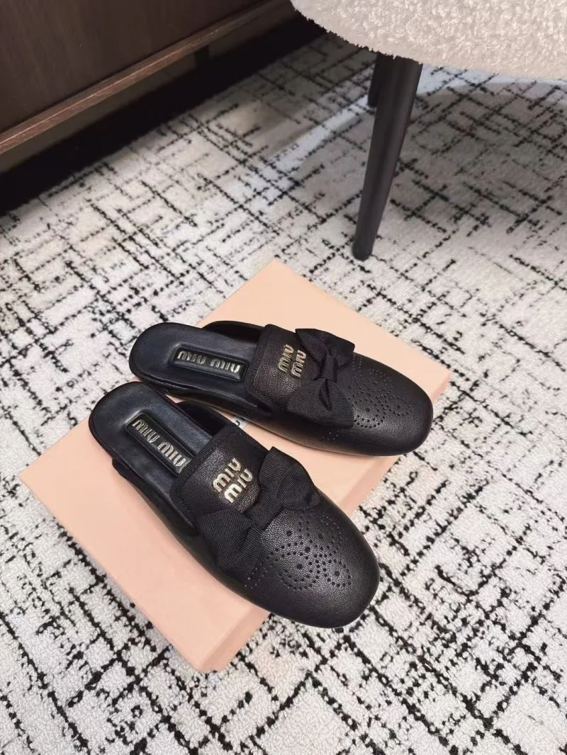 Attractive Miu Miu Sandals 6111